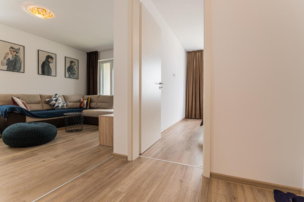 Coresi Modern Apartment Brașov Exterior foto